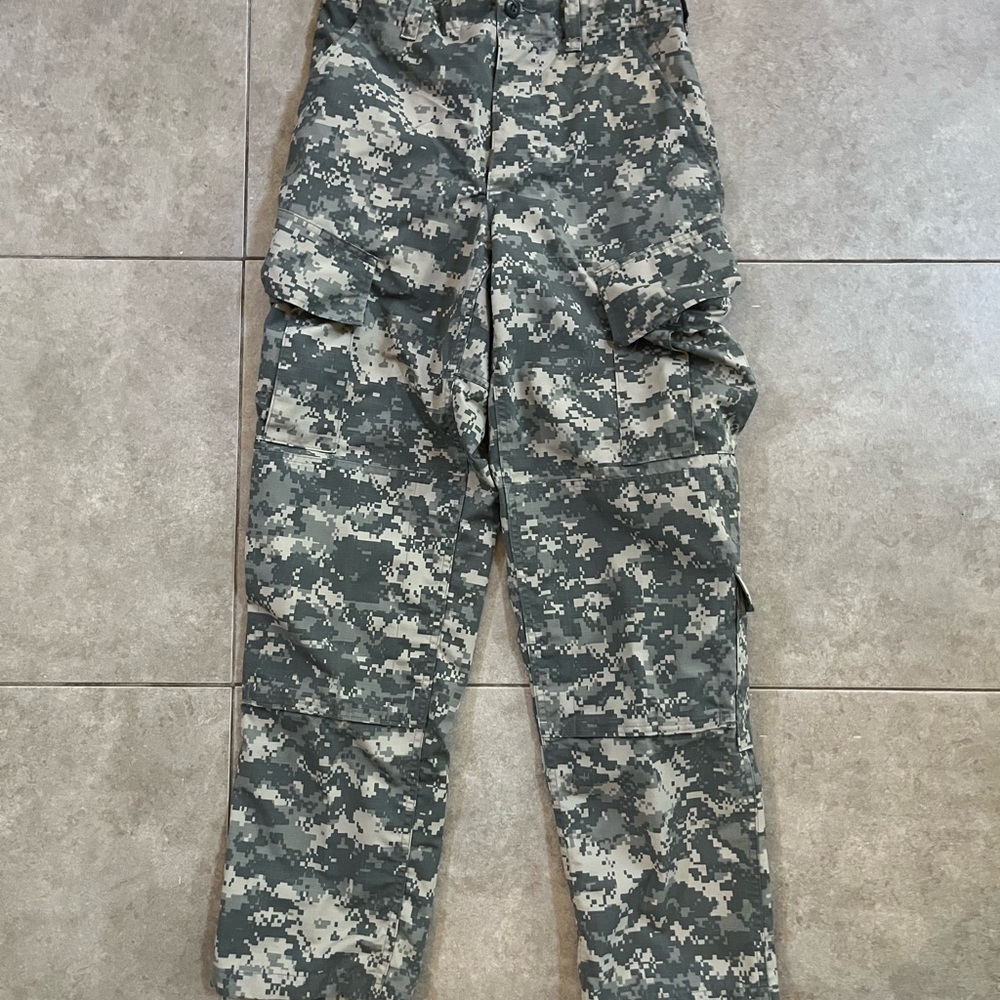 US Army Uniform Digital Camouflage Combat Pants Trousers Small-Regular